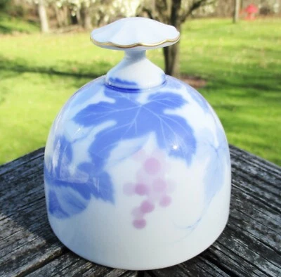 Виноград листья колокол Фукагава фарфора Арита Японии для Danbury Bells мира - Изображение 1 из 4