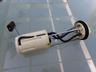 Range Rover P38 Complete Fuel Pump Set Up   - 2000-  2002  REDUCED !!!  $119.00 - Image 1 of 4