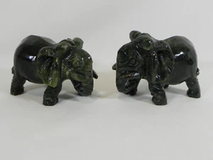 Pair of Dark Green Serpentine Elephants, Hand Carved Stone, New in Box - Picture 1 of 23