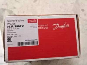 032U380731 Danfoss Solenoid valve, EV225B - Picture 1 of 2
