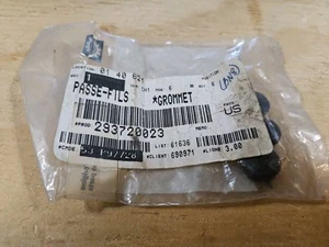 Lot Of 3 Bombardier Sea-Doo OEM 293720023 Grommets NEW OLD STOCK watercraft - Foto 1 di 6