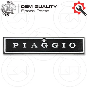 TARGHETTA SCRITTA “PIAGGIO” PER CALANDRA OEM QUALITY VESPA P 125 X 1977/1982 - Foto 1 di 3