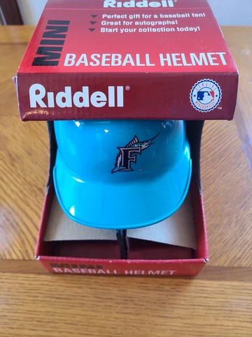 Vintage Riddell MLB Florida Marlins Mini Batting Baseball Helmet Cover