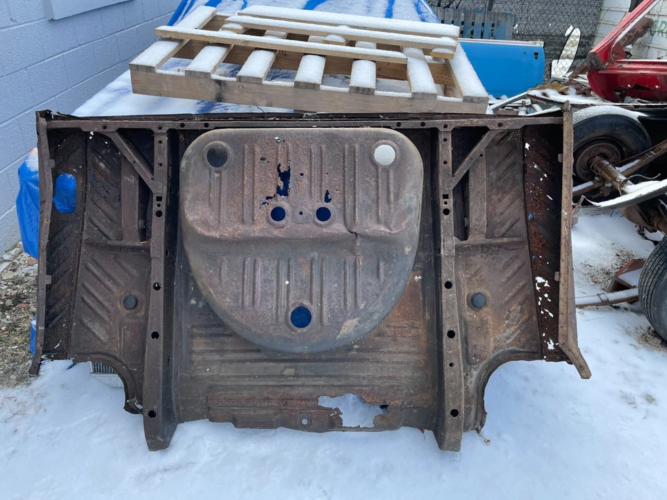 Coronet 1966 clip trasero marco riel cenefa trasera carrocería B reparación muy limpio 67 66 Foto 1 de 4