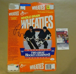 Signed JAROMIR JAGR Autographed Vintage Flattened Wheaties Box JSA COA - Picture 1 of 10