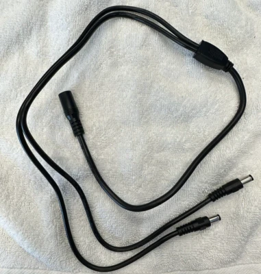 DC 5.5x2.1mm 1 Female to 2 Male Connector Y Splitter Power Cable for CCTV Camera - Image 1 of 4