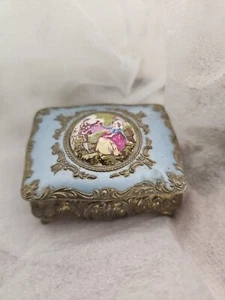Vintage Japan Filigree Painted Figural Jewelry/Trinket Box Red Velvet Inside - Picture 1 of 1