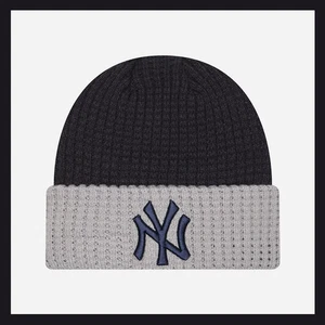 Neu mit Etikett New Era New York Yankees MLB Bündchen Waffelstrick Totenkopf Mütze Beanie marineblau grau - Bild 1 von 4