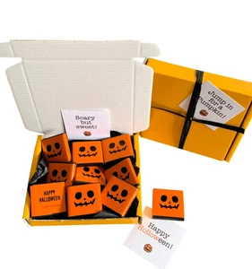 Tiny Treats! little box of chocolate Pumpkin squares. Ideal for Halloween! - Picture 1 of 7