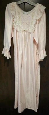 Christian Dior Vtg New Pink, Lace & Satin Rose Nightgown lingerie Long Sz Medium - Image 1 of 4