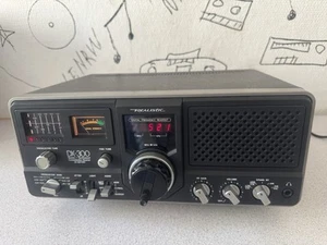 Realistic DX-300 Quartz Synthesized Communication/SWL Radio Receiver - Bild 1 von 4