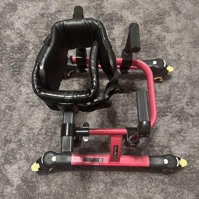 Mini entrenador de marcha Rifton K610Pacer 50 lb. Capacidad de peso / ROSA Foto 1 de 4