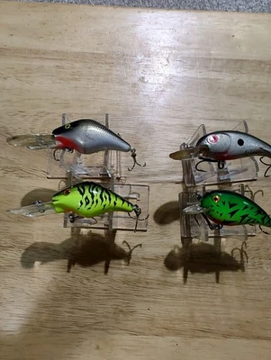 #608 Crankbaits vintage para hombre - Lote de 4 - M35, LM III y 2 otros Foto 1 de 4