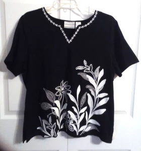 Top Alfred Dunner bianco e nero, taglia Petite Lg - Foto 1 di 4
