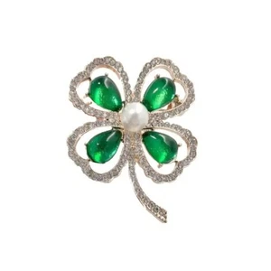 Elegante broche de trébol de cuatro hojas con detalles de estrás y vidrio - Imagen 1 de 7