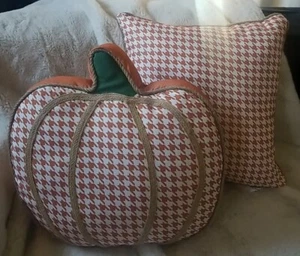 Throw Pillows Pumpkin Orange Houndstooth Pillow Set Of 2 18"x18" - Picture 1 of 7