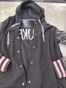 Lil Wayne Skateboarding Pink Hoodie Mens Size Medium Black/Pink Stripes White - Picture 1 of 14