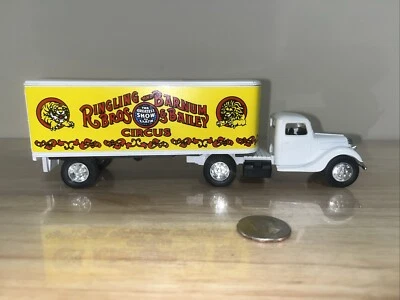 ERTL Ringling Bros. And Barnum & Bailey 1937 Ford Truck Delivery Semi Bank RARE - Image 1 of 4
