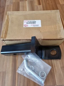 Gancio di Traino OEM PT228-60084 TOYOTA LEXUS LAND CRUISER Originale - Foto 1 di 3