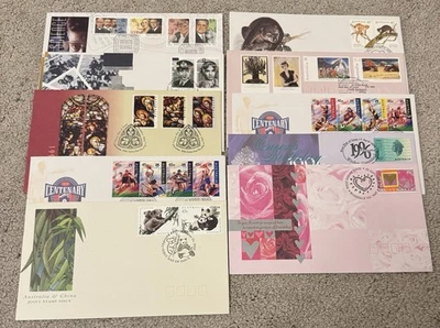 Juego de diez portadas de primer día con estampillas australianas. Variedad de temas. Limpio. Foto 1 de 4