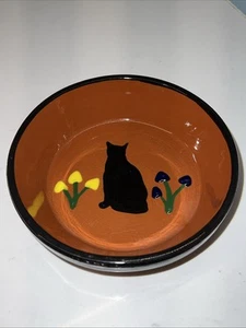 Tasha Hand painted Stoneware Bowl With Black Cat - Picture 1 of 4