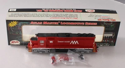 Atlas 9198 HO Scale Vermont Railway Low Nose GP-40 Diesel Engine #301 w DCC MT - Image 1 of 4