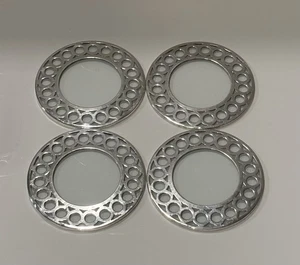 Juego de 4 posavasos de vidrio superpuestos de plata de ley vintage de 3" con patrón circular - Imagen 1 de 24