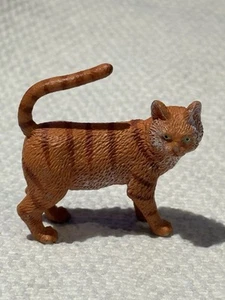 Orange TABBY CAT Toy Figure UNBRANDED Green Eyes 1.5” Pre-Loved - Imagen 1 de 5
