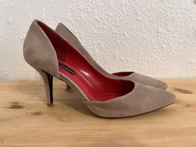 Tacones de aguja Charles Jourdan talla 6,5 gamuza tostada Foto 1 de 4