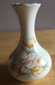 Jarrón vintage de anémona de San Miguel/rosa de 5,1" de alto - Hecho en Inglaterra - Imagen 1 de 5