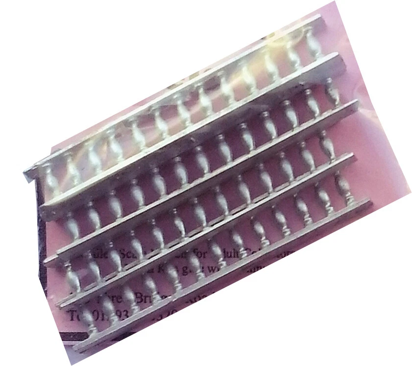 4 strips of Balustrade Building Part P30 UNPAINTED OO Scale Langley Models Kit - Image 1 of 1