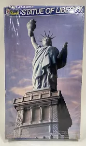 Vintage 1985 Revell 8875 13" Statue Liberty Plastic Model Kit Coin Bank - Picture 1 of 6