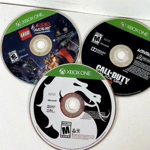 La LEGO Película Videojuego + Call of Duty Black Ops 4 + Mortal Kombat Xbox One Lote - Imagen 1 de 7