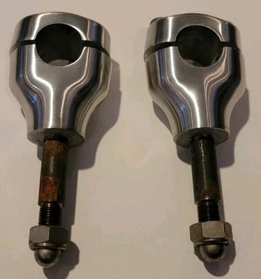 Yamaha XVS650 Abrazaderas de manillar Elevadores Soportes 98-03   Foto 1 de 4