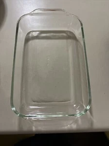 Pyrex 2qt Oblong Baking Dish Vintage - Picture 1 of 1