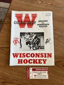 MINNESOTA Duluth WISCONSIN BADGERS 1988 Hockey Program With Ticket Stub - Picture 1 of 4