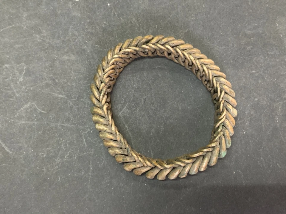 Antiguo brazalete pulsera brazalete de latón artesanal de hombre y mujer accesorio de joyería Foto 1 de 4