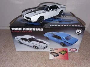 1:18 ACME 1968 Pontiac Firebird Street Fighter White LTD of 690 made - Picture 1 of 6
