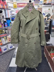 Vintage US Military Overcoat O.D.-7 Green Regular Large 1946 With Liner - Picture 1 of 7
