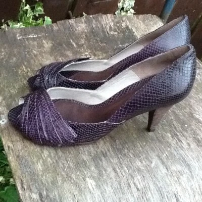 ALLSAINTS purple reptile leather peep toe court shoes Sz 5 uk 38 eu - Image 1 of 4