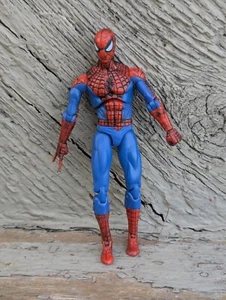 Marvel Universe Spider-Man Secret Wars Comic Pack Figura 2009 3,75" - Imagen 1 de 2