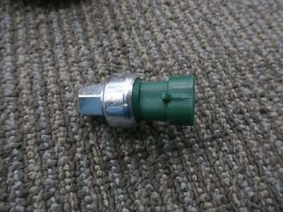 Nuevo interruptor de presión Bergstrom 1000198478 para Kenworth C500 2008-2016, K100, W900 Foto 1 de 2