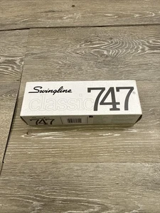 Swingline 747 Full Size Stapler 25 Sheets Desk Black Metal Office Space Retro - Picture 1 of 17