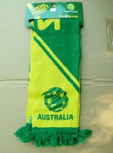 New Socceroos Supporter knitted wool scarf vgc (61" x 7") - official merchandise - Picture 1 of 7