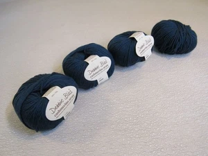 Debbie Bliss Cachemir Aran Hilo Verde azulado oscuro 4 bolas 98 yardas cada una - Imagen 1 de 9