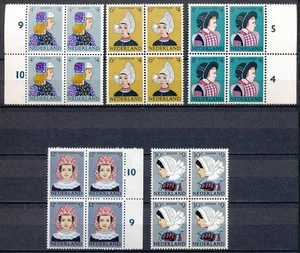 NEDERLAND 1960 - KINDERZEGELS FOLKLORE - POSTFRISSE BLOKKEN VAN 4 Hk259 - Imagen 1 de 1