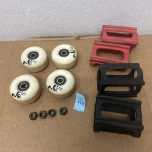Enjoi Skateboards Early Bird Skateboard Wheels - 51mm 99a + bearings - Picture 1 of 6