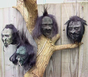 2 FACED SHRUNKEN HEAD CAR MIRROR DANGLE GOTH 50s FETISH ECO FRIENDLY TOY - Picture 1 of 5