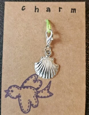 CLIP ON CHARM CÁSCARA DE VIEIRA DE MAR PARA PULSERA LLAVERO BOLSO CREMALLERA BOLSO MONEDERO Foto 1 de 3