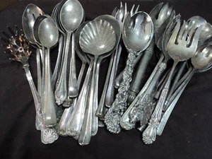 Versilbertes Besteck 70 Stück Handarbeit Buffet Servierlöffel & Gabeln - Bild 1 von 4